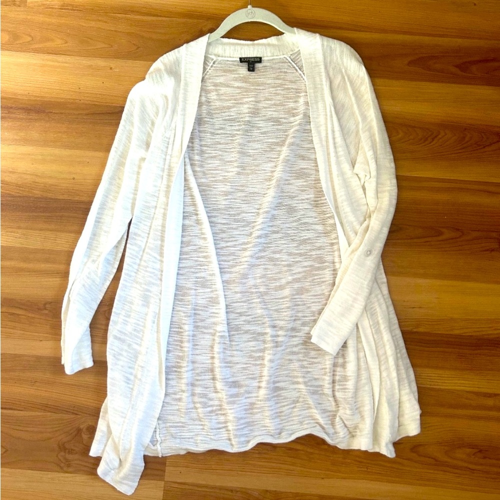Express Cream Cardigan. Women’s Large